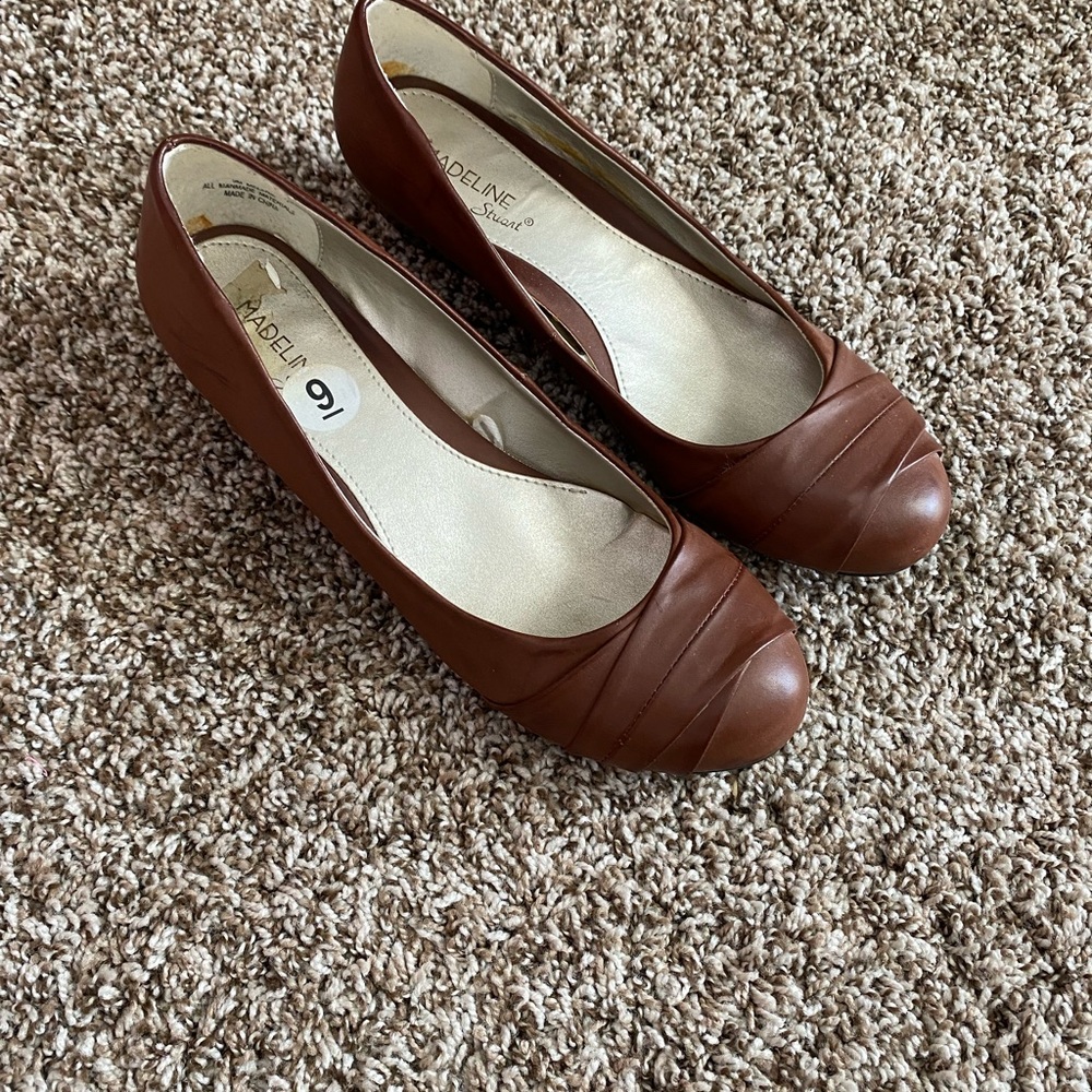 Rich brown, wedge heel, pump in size 9